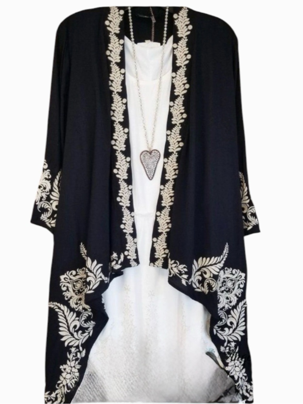 Andree by Unit Embroidered Black Open-Front Women's Cardigan Small